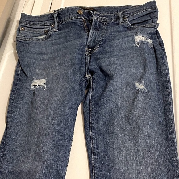 Men’s Abercrombie & Fitch Distressed Jeans - Picture 3 of 7